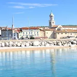 Apartament Pipo *